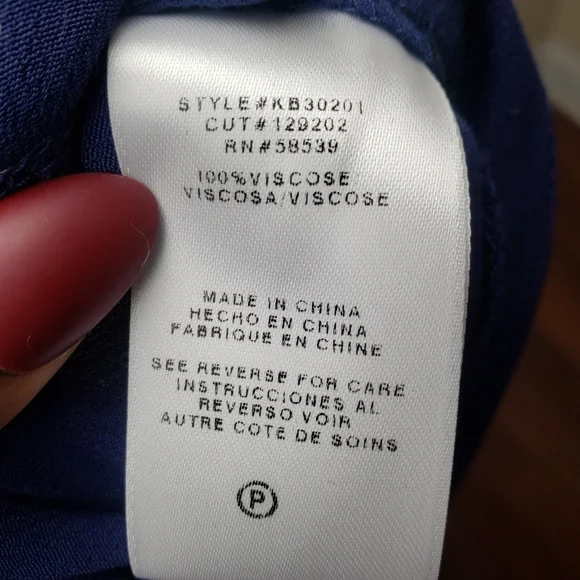 KUT FROM THE KLOTH Ruffled Navy Shorts - Picture 8 of 8